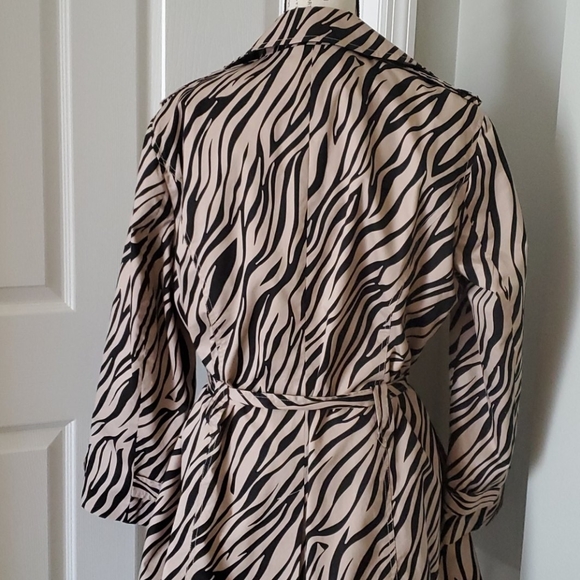 Fun jacket - Picture 3 of 3